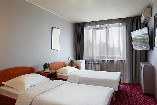 Marins Park Hotel - Стандарт с тремя односпальными кроватями - Интерьер номера