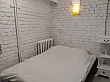 Rest Home - Лофт мини-комната с двуспальной кроватью (с окном, цокольный этаж) - 1000 Р/сутки